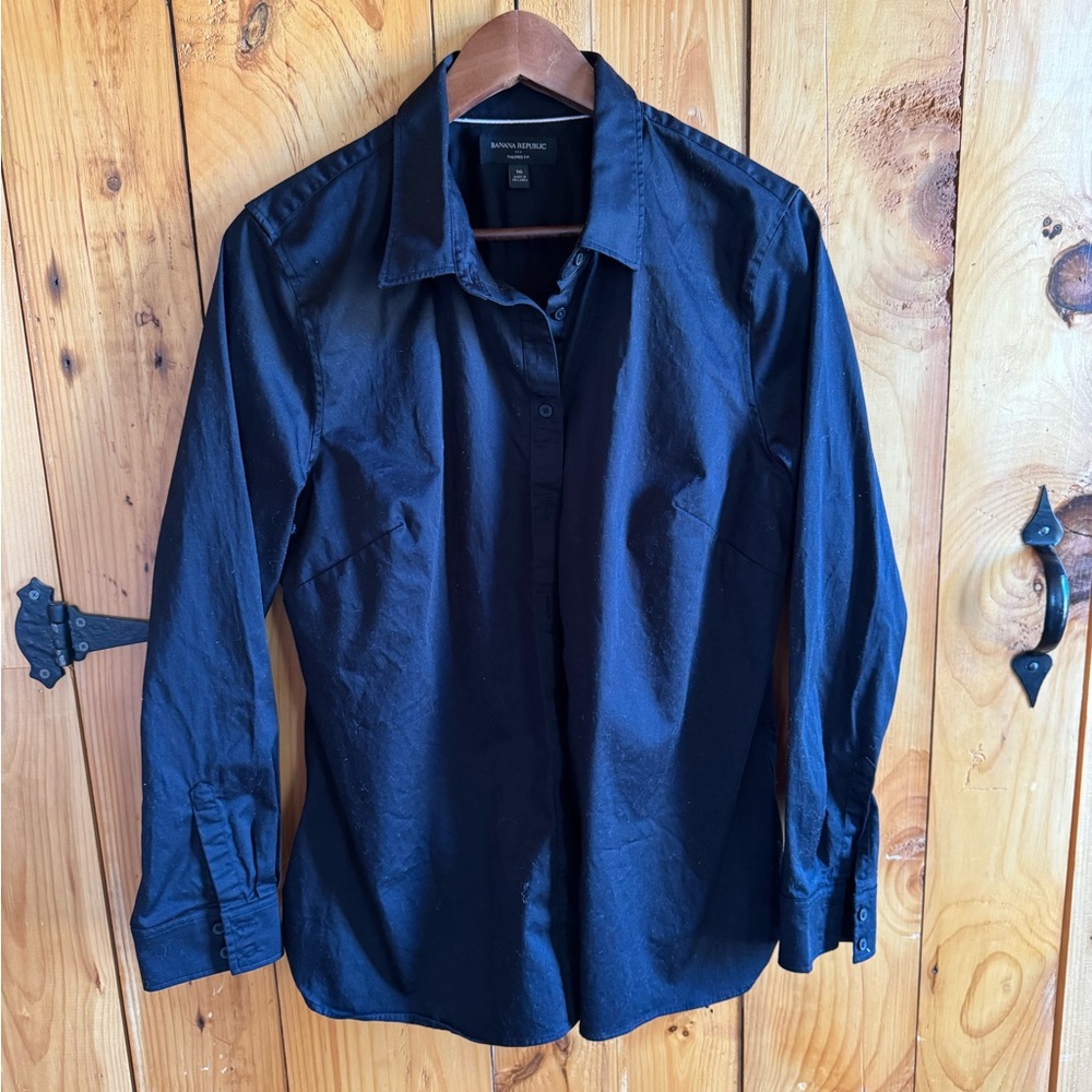 BANANA REPUBLIC Black Button Down Shirt